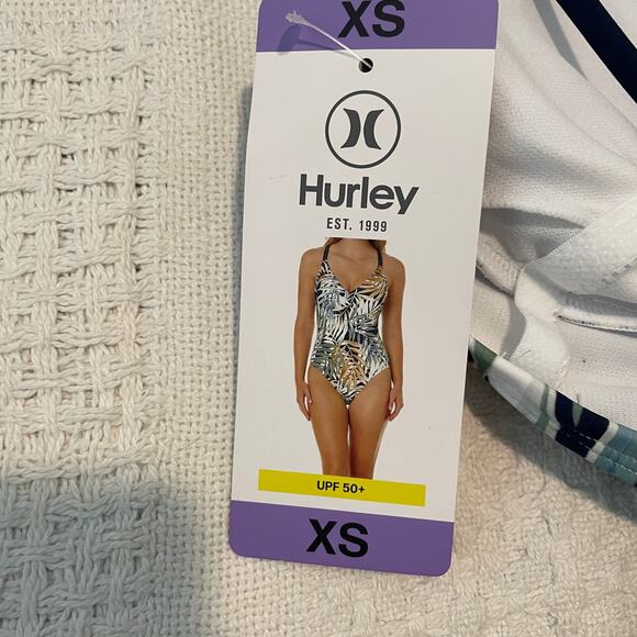 Hurley Criss cross back leaf print one piece swimsuit XS SW 5056 - Picture 5 of 11